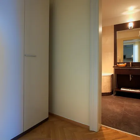 Hotel Halkova Prague