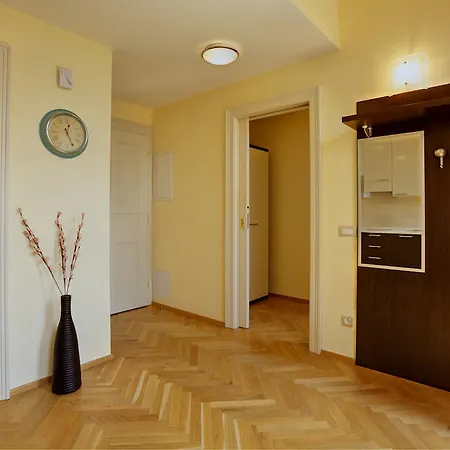 Halkova Hotel